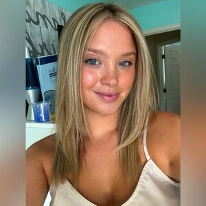 Meet your Posher, Michaela